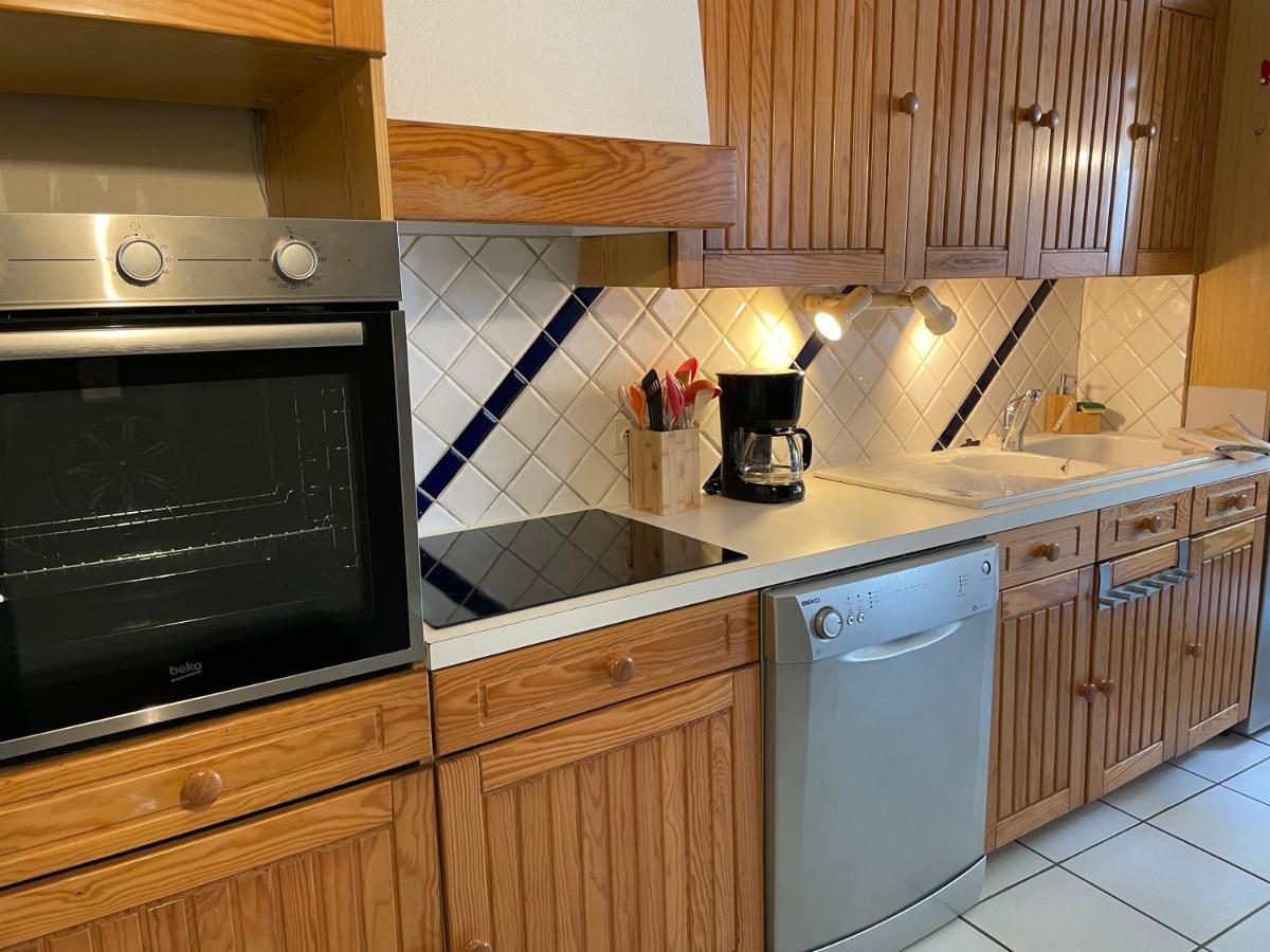 Apartament T2 Plein Centre Au 1Er Etage Avec Parking Prive Millau Zewnętrze zdjęcie