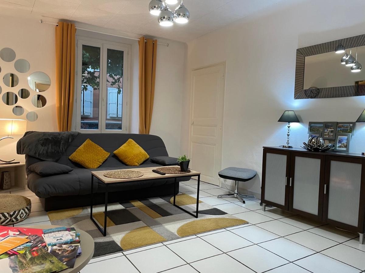 Apartament T2 Plein Centre Au 1Er Etage Avec Parking Prive Millau Zewnętrze zdjęcie